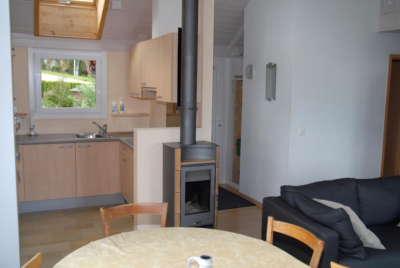 Appartment Aux Lilas Les Geneveys-sur-Coffrane Exterior foto