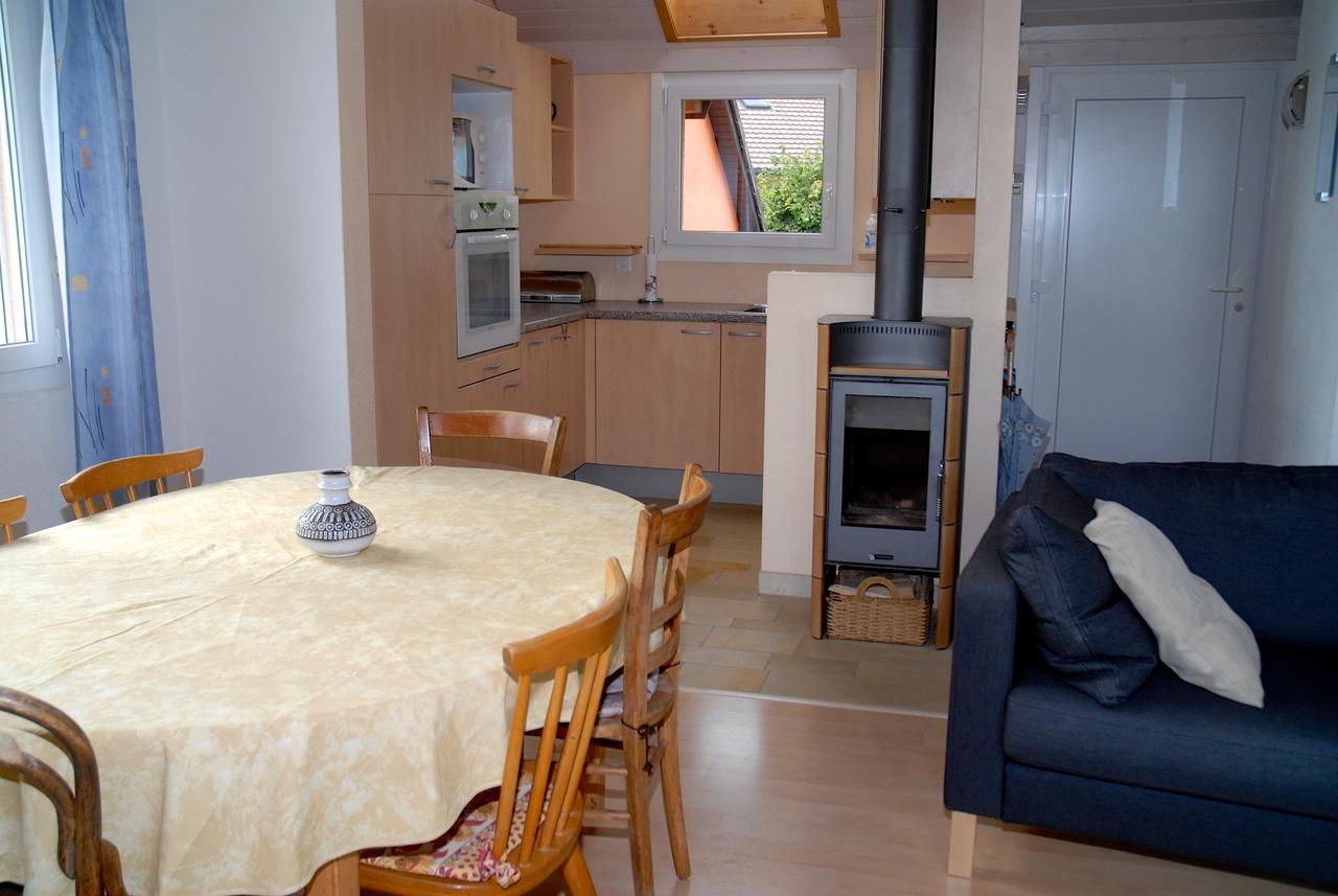 Appartment Aux Lilas Les Geneveys-sur-Coffrane Exterior foto
